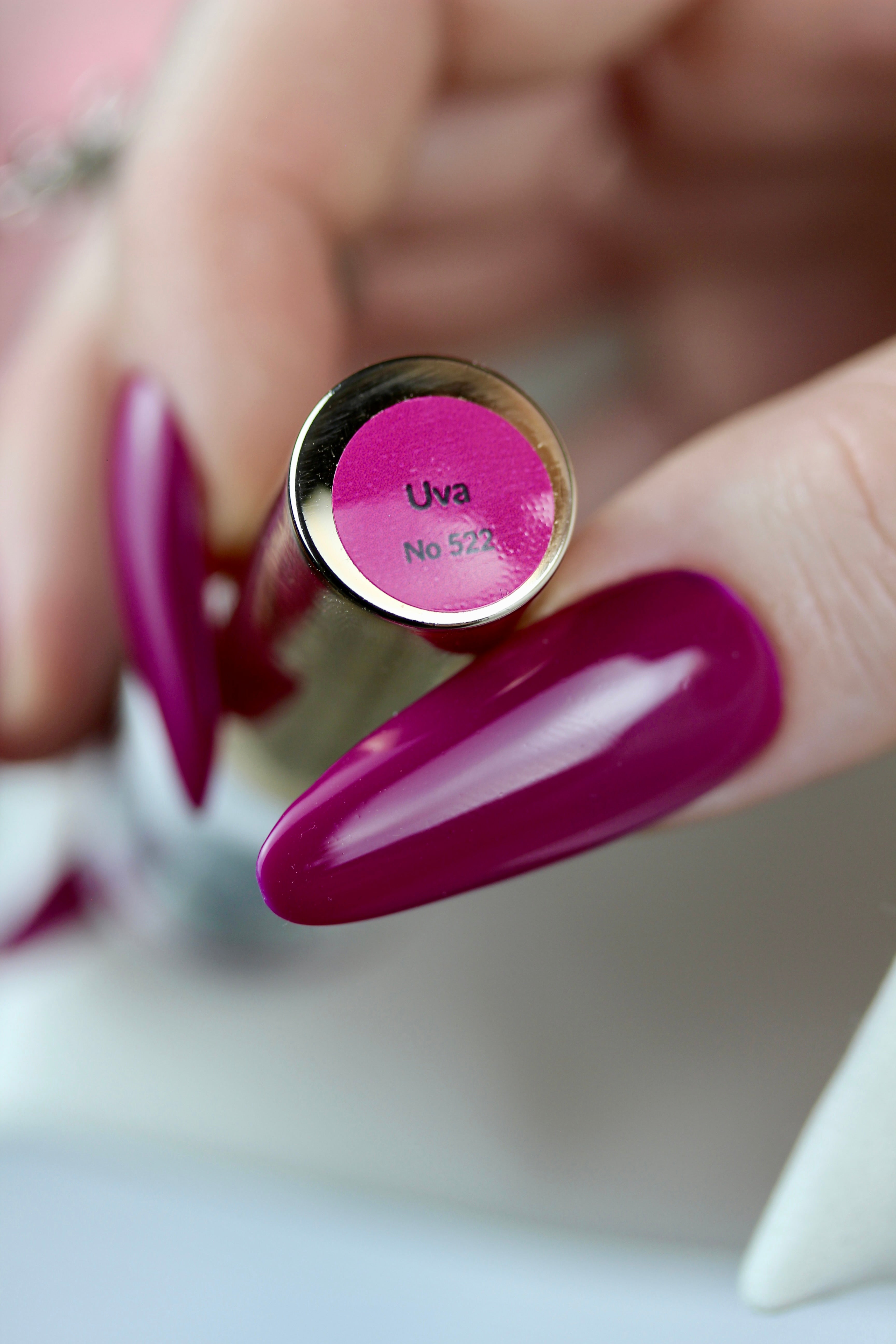 Esmalte Semipermanente Grape No. 522 - 6ml